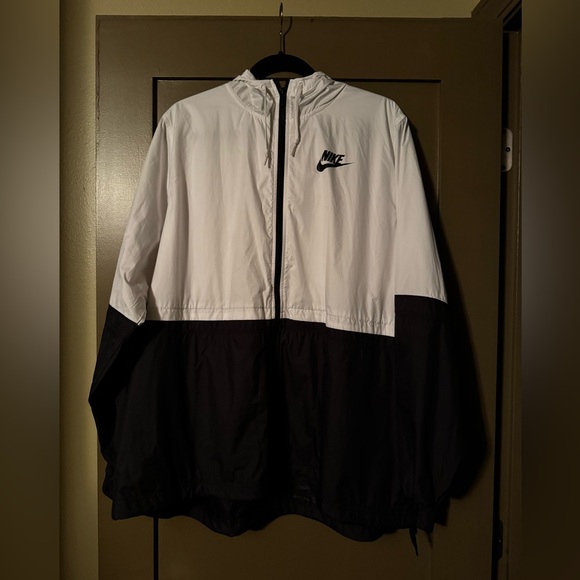 Nike Black and White Hooded windbreaker 3X mens - Picture 2 of 7